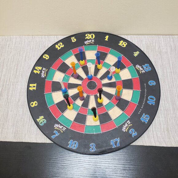 Magnetic Dart Board - With Darts - Picture 10 of 11